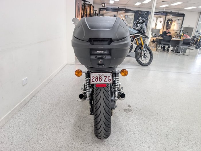 2023 Triumph BONNEVILLE T120 SILVER