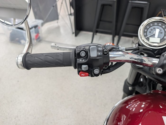 2023 Triumph BONNEVILLE T120 SILVER