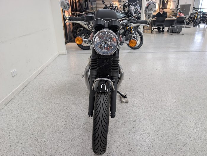 2023 Triumph BONNEVILLE T120 SILVER