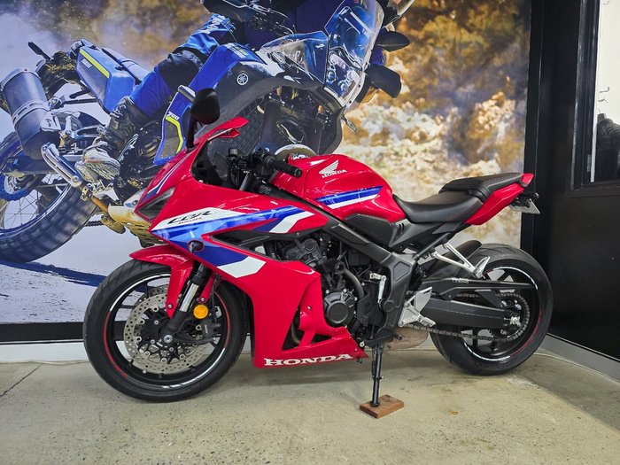 2025 Honda CBR650RAC RED