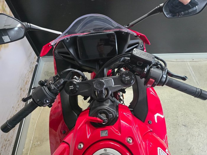 2025 Honda CBR650RAC RED