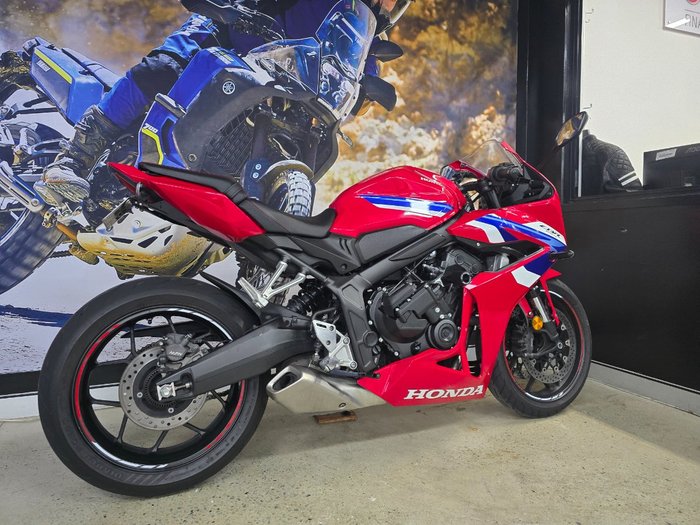 2025 Honda CBR650RAC RED