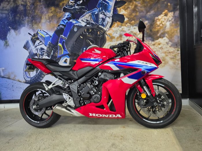 2025 Honda CBR650RAC RED