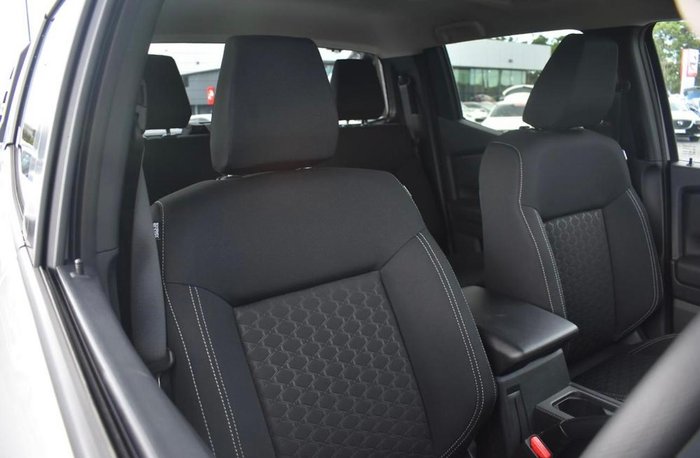 2026 Nissan Navara ST D27 MY26 4X4 Dual Range Summit Silver
