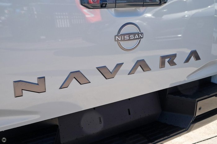 2026 Nissan Navara ST-X D27 MY26 4X4 Dual Range Alpine White