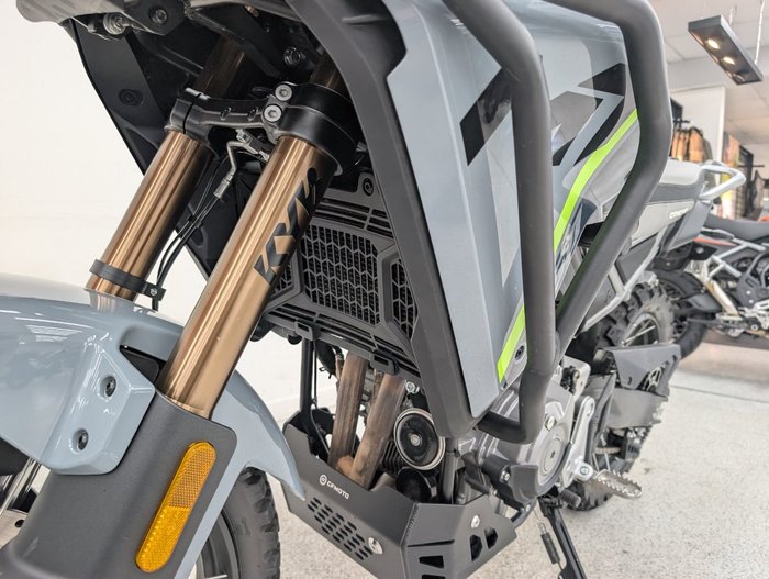 2025 CFMOTO 450 MT grey