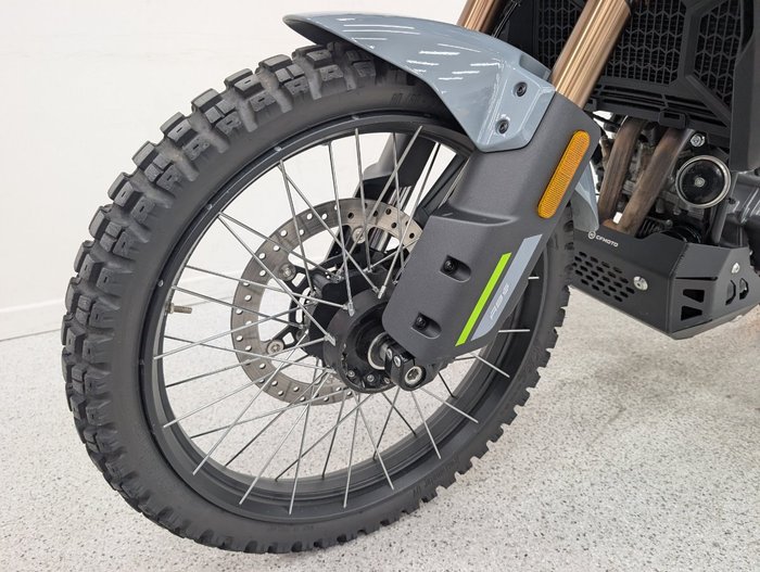2025 CFMOTO 450 MT grey
