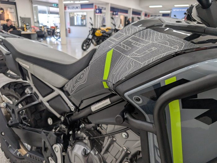 2025 CFMOTO 450 MT grey