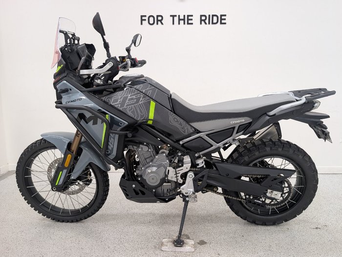 2025 CFMOTO 450 MT grey