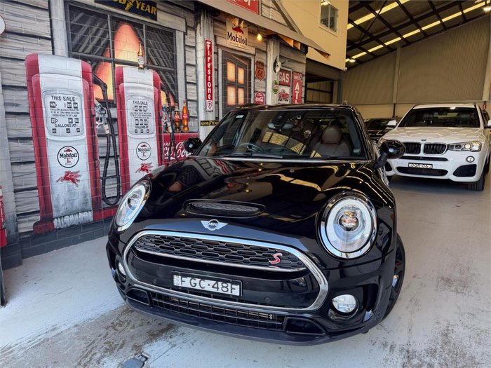 2018 MINI Clubman