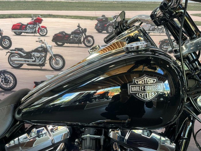 2013 Harley-Davidson Dyna Wide Glide 1690 (FXDWG)