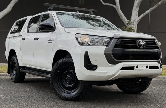 2021 Toyota Hilux SR
