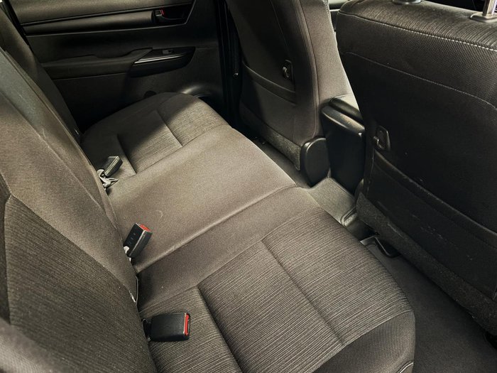 2021 Toyota Hilux SR