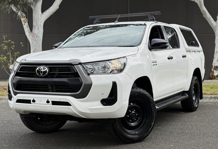 2021 Toyota Hilux SR