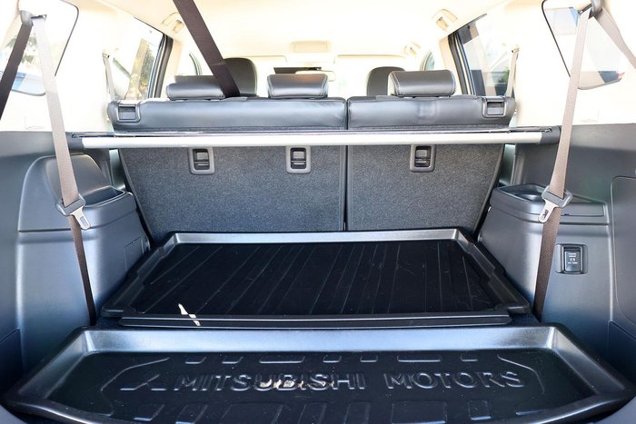 2019 Mitsubishi Outlander LS