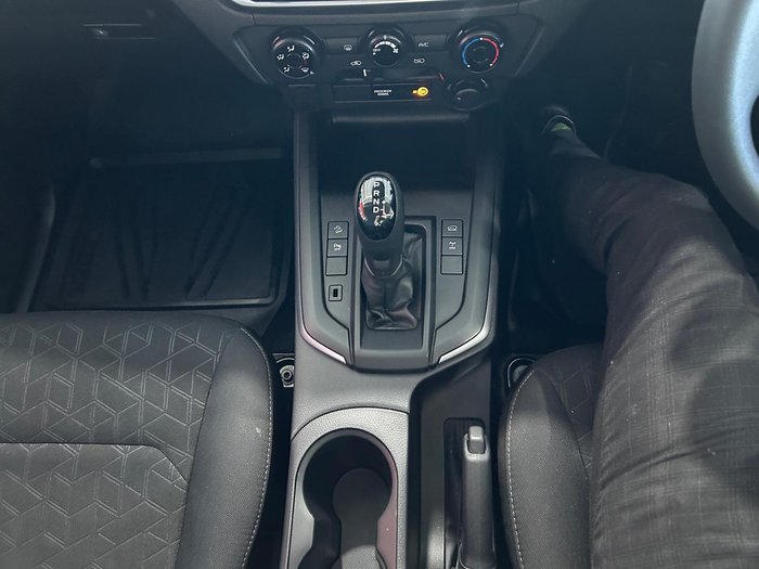 2025 Isuzu D-MAX LS-M