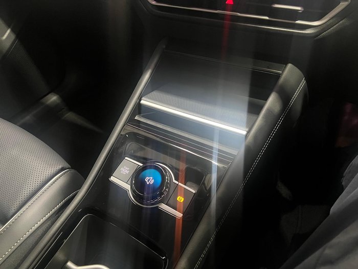 2026 Volkswagen Tiguan 150TSI eHybrid Elegance