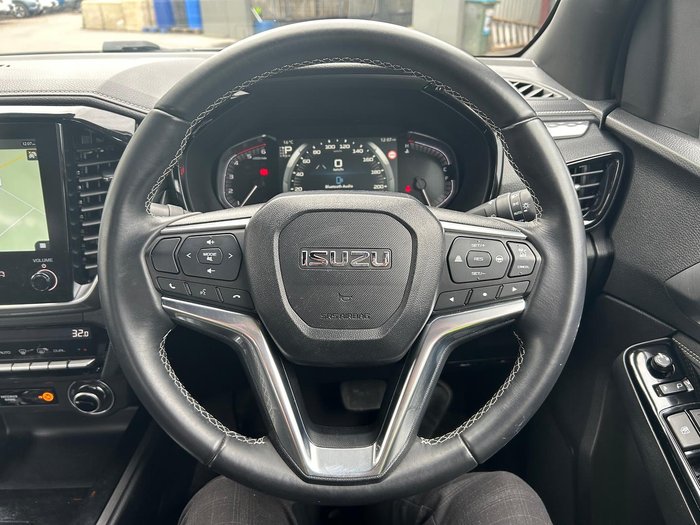 2025 Isuzu D-MAX LS-U