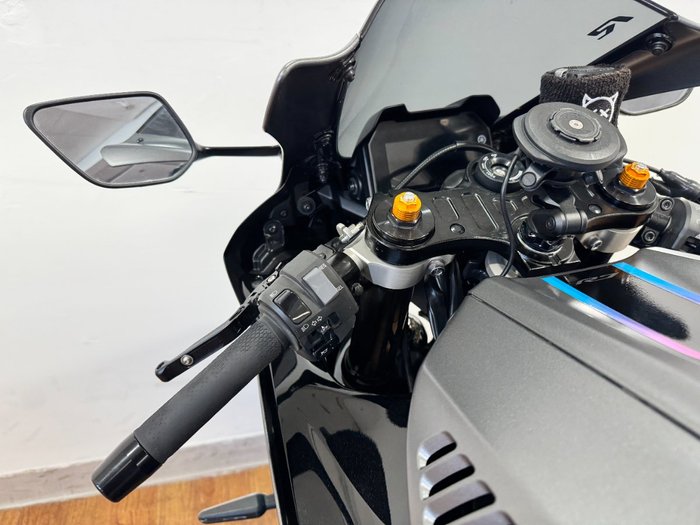 2024 Yamaha YZF-R7LA GREY