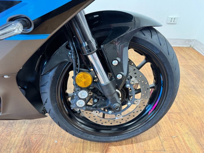 2024 Yamaha YZF-R7LA GREY
