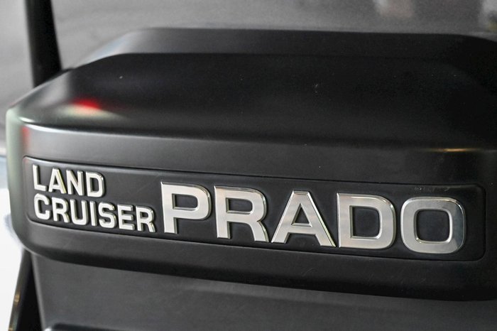 2022 Toyota Landcruiser Prado GXL
