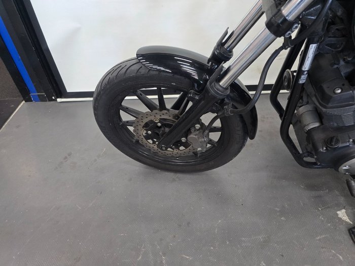 2013 Yamaha BOLT Black