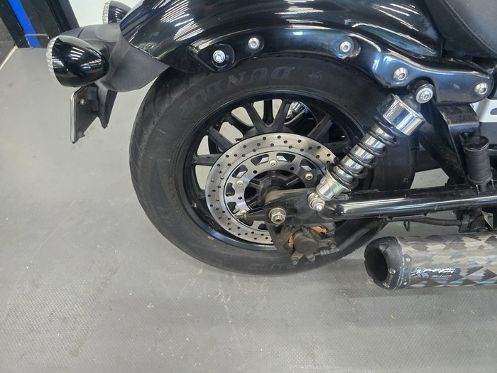 2013 Yamaha BOLT Black
