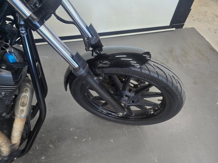 2013 Yamaha BOLT Black