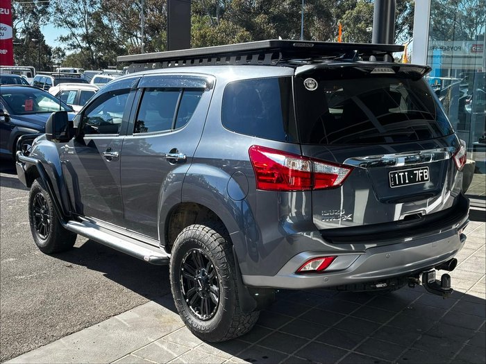 2021 Isuzu MU-X LS-T