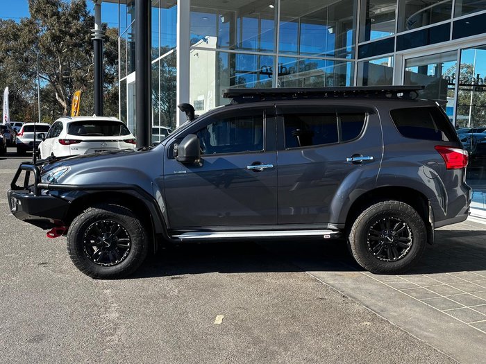 2021 Isuzu MU-X LS-T