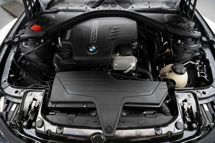2013 BMW 3 Series 328i