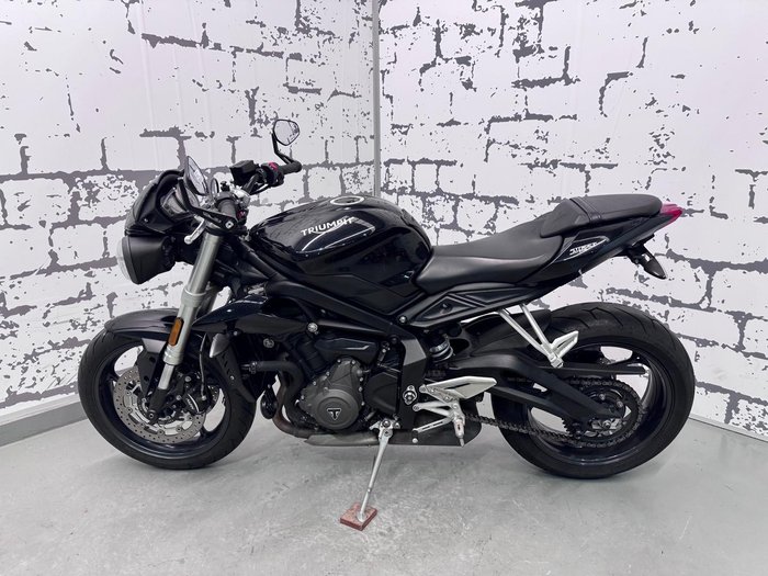 2017 Triumph Street Triple S Street Triple Black