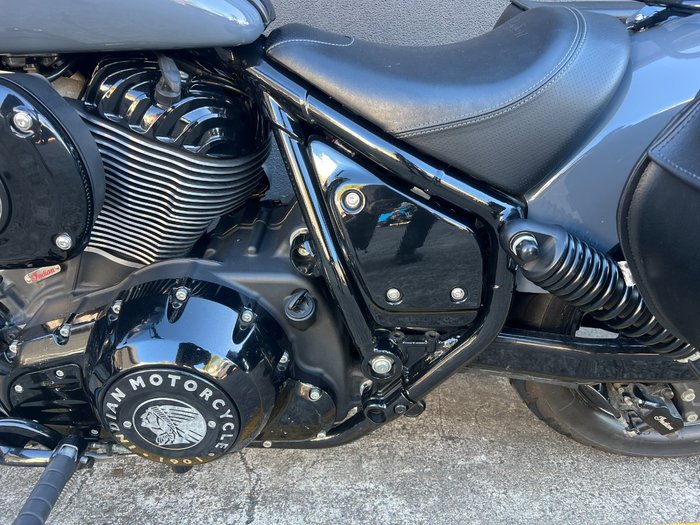 2022 Indian CHIEF DARK HORSE GREY