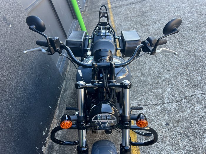 2022 Indian CHIEF DARK HORSE GREY