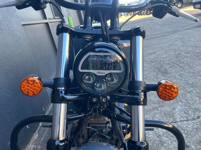 2022 Indian CHIEF DARK HORSE GREY