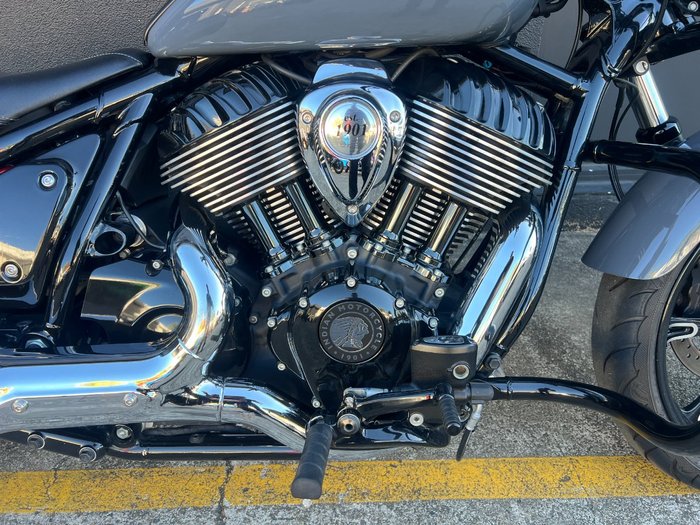 2022 Indian CHIEF DARK HORSE GREY