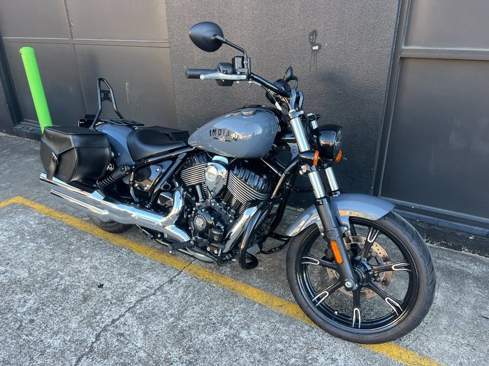 2022 Indian CHIEF DARK HORSE GREY