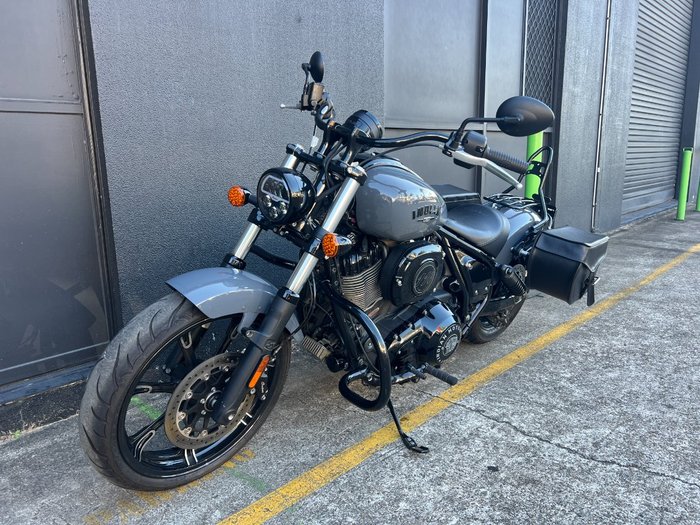 2022 Indian CHIEF DARK HORSE GREY