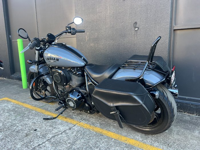 2022 Indian CHIEF DARK HORSE GREY
