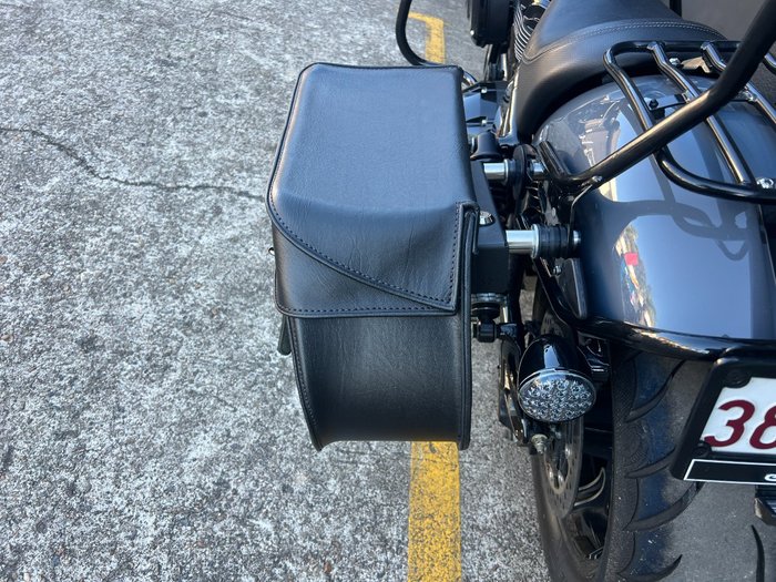 2022 Indian CHIEF DARK HORSE GREY