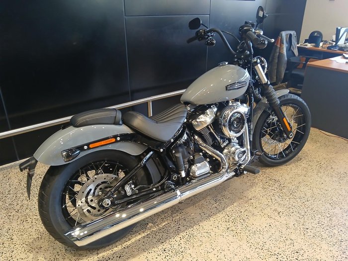 Harley-Davidson Street Bob 117 (FXBB) Softail