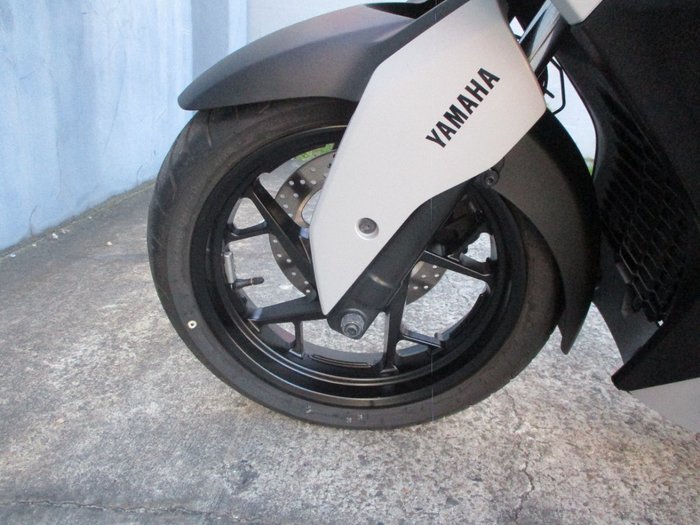 2023 YAMAHA XMAX 300 (CZD300A) WHITE