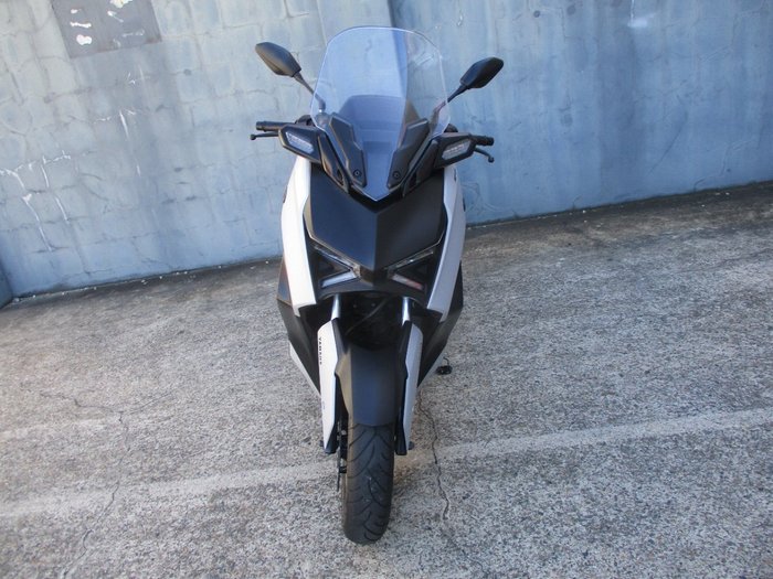 2023 YAMAHA XMAX 300 (CZD300A) WHITE