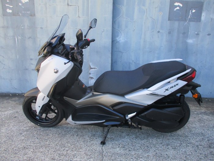 2023 YAMAHA XMAX 300 (CZD300A) WHITE