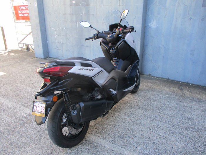 2023 YAMAHA XMAX 300 (CZD300A) WHITE