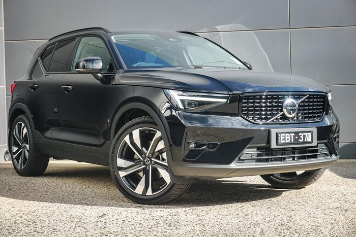 2026 Volvo XC40