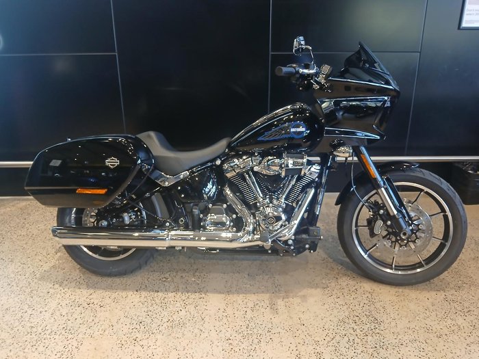 Harley-Davidson Low Rider ST 117 (FXLRST) Softail