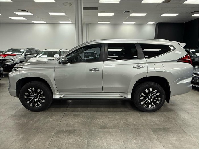 2021 Mitsubishi Pajero Sport GLS