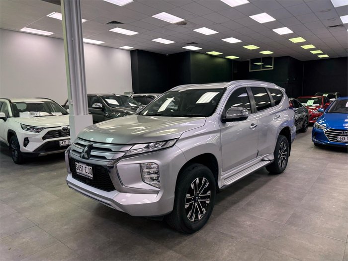 2021 Mitsubishi Pajero Sport GLS