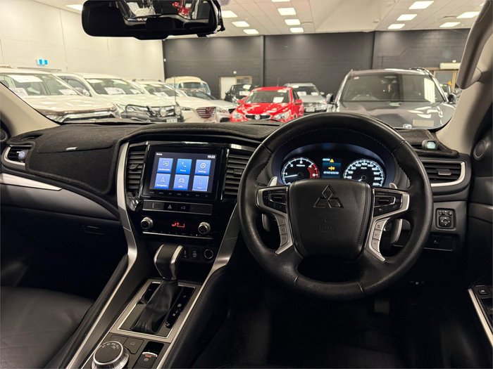 2021 Mitsubishi Pajero Sport GLS